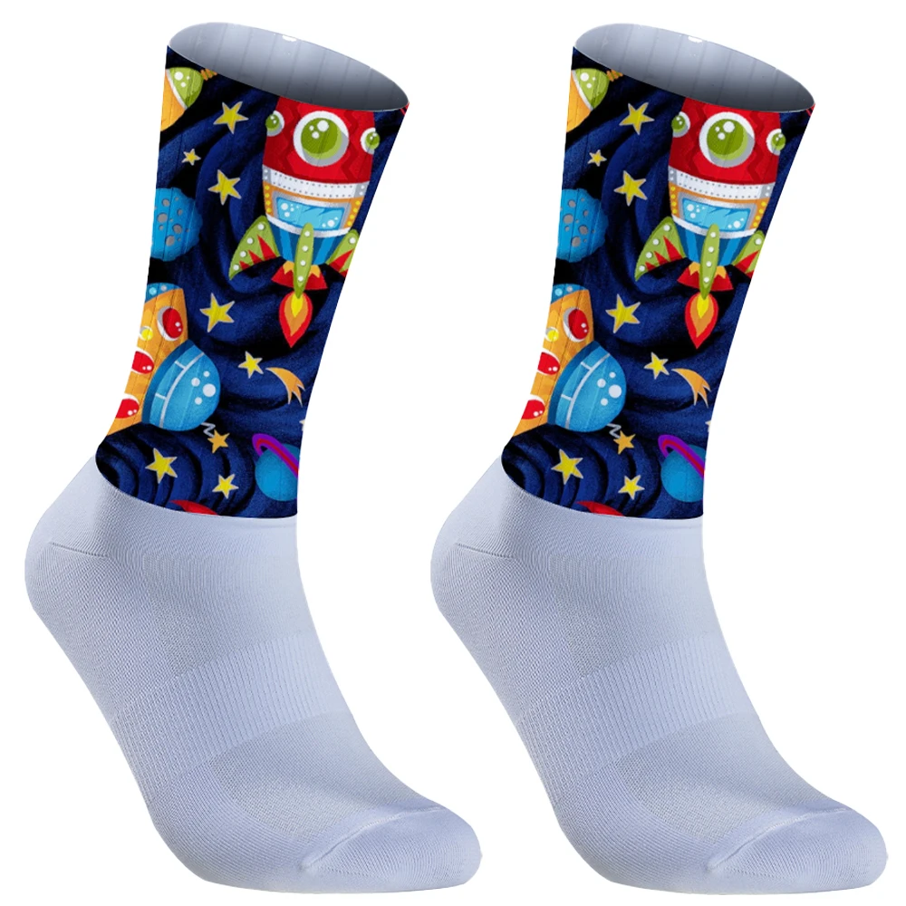 Chaussettes de sport à séchage rapide pour hommes et femmes, fitness dans le tube, chaussettes de cyclisme, course à pied, Halloween, à intervalles moyens, nouveau, 2024