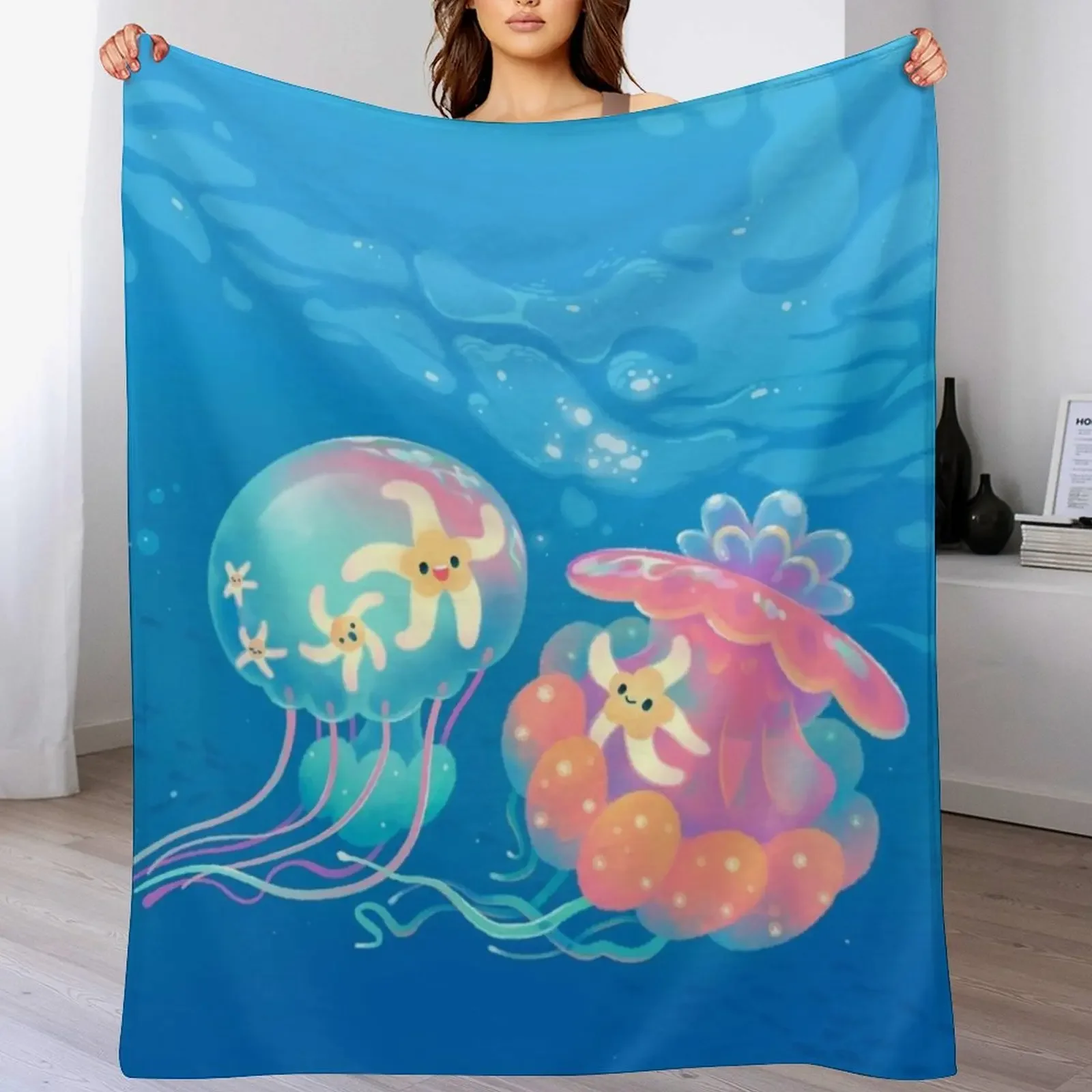 Jellyfish bus Throw Blanket Cozy Microfiber Throw Blanket for Home Bedroom
