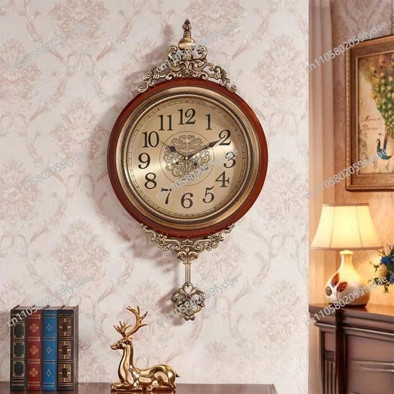 Retro Solid Wood Clock Living Room American Villa Luxury Atmosphere Wall Clock