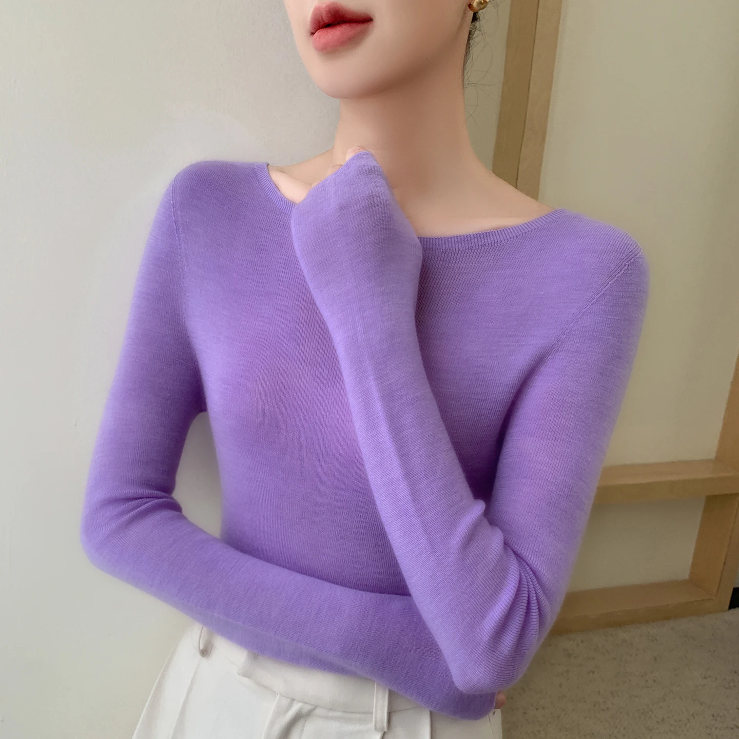 

High-End Ladies 100% Wool Yangtze Yarn Knitted Thin Sweater Fashionable Knitwear Top for Women Fine Spinning