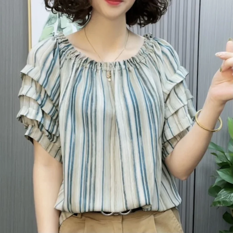 

2023 New Summer Fashionable High-end Temperament Loose Fitting Casual Slimming Cover Belly Versatile Round Neck Women's Shirt