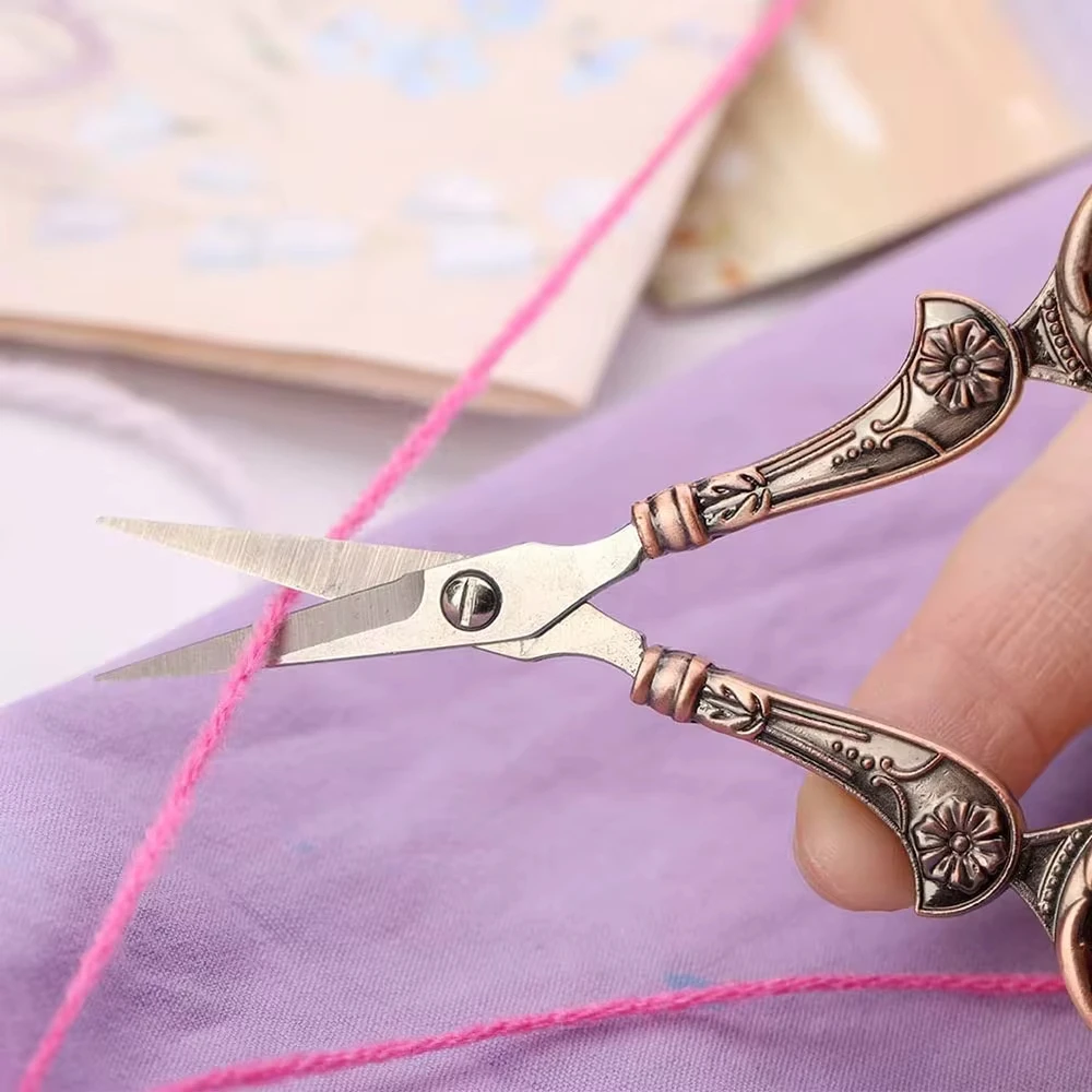 European Retro Five-Piece Pointy Scissors Combination Scissors Set Carved Classical Scissors Wedding Sewing Box