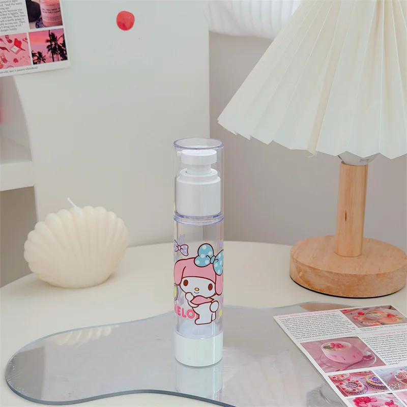 50 مللي مرحبا كيتي رذاذ زجاجة الكرتون لطيف امرأة الملحقات Kawaii فتاة هدية زجاجة تخزين العطور ألعاب أطفال دمية بالجملة