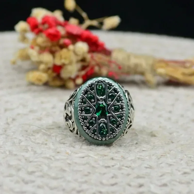 Retro and fashionable European and American popular ethnic-style patterned ring accessories