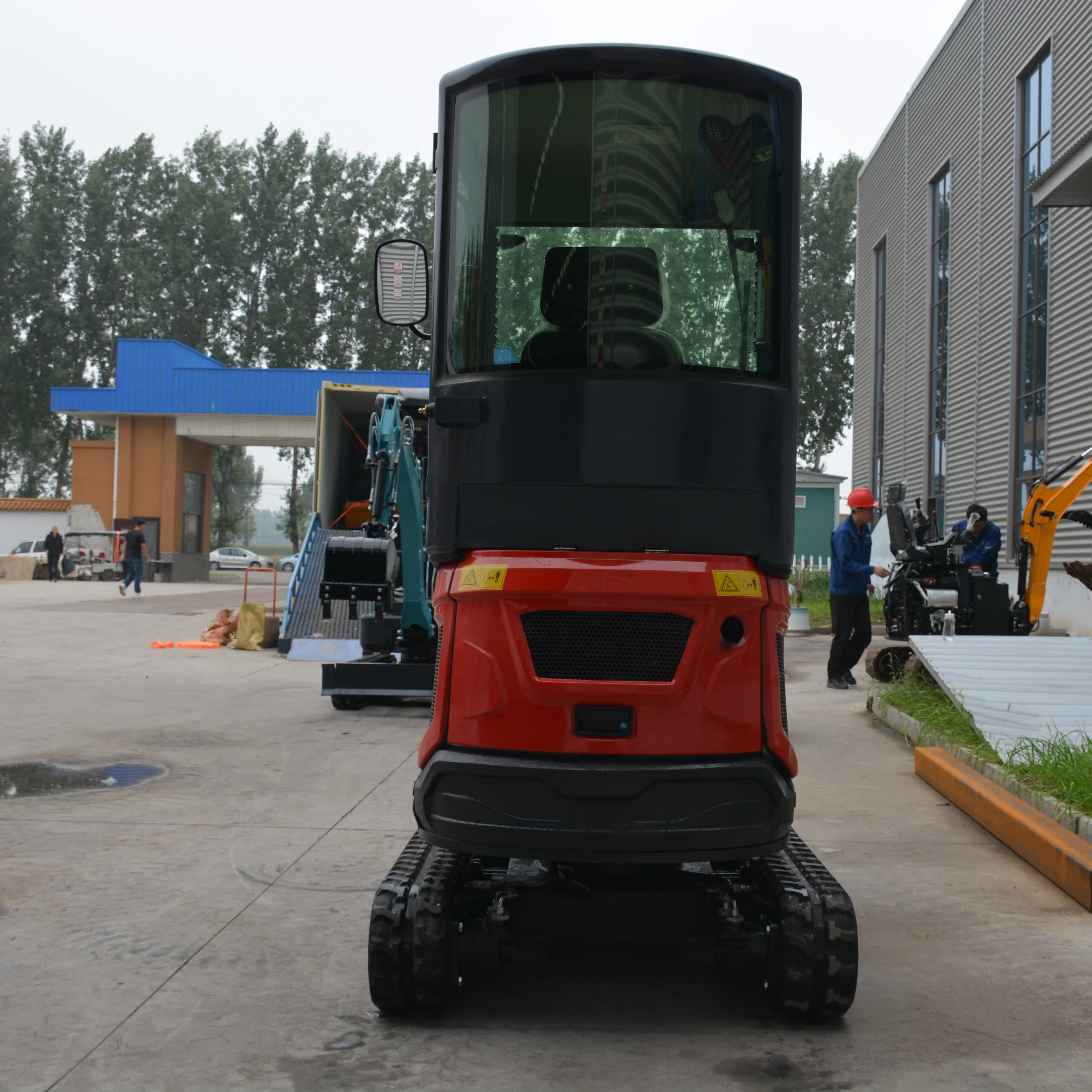 

Мини-экскаватор 1,8 тонны, 2 тонны, сельскохозяйственный малый экскаватор, двигатель EPA, мини-экскаватор Kubota гусеничный на продажу