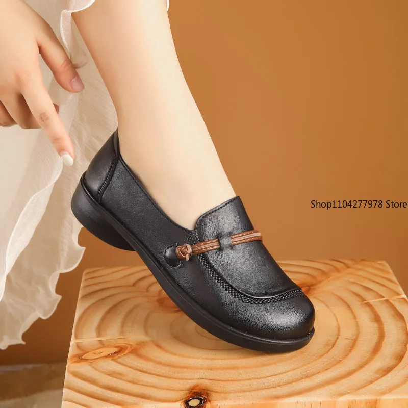 

Pu Leather Soft Sole Soft Surface Mother Shoes Middle-aged and Elderly Women's Casual Single Shoes Pu Leather Flats