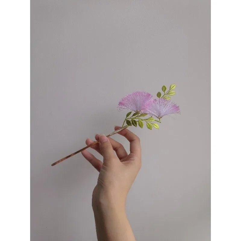 Original Design Intangible Cultural Heritage Entangled Flower Hehuanhua
