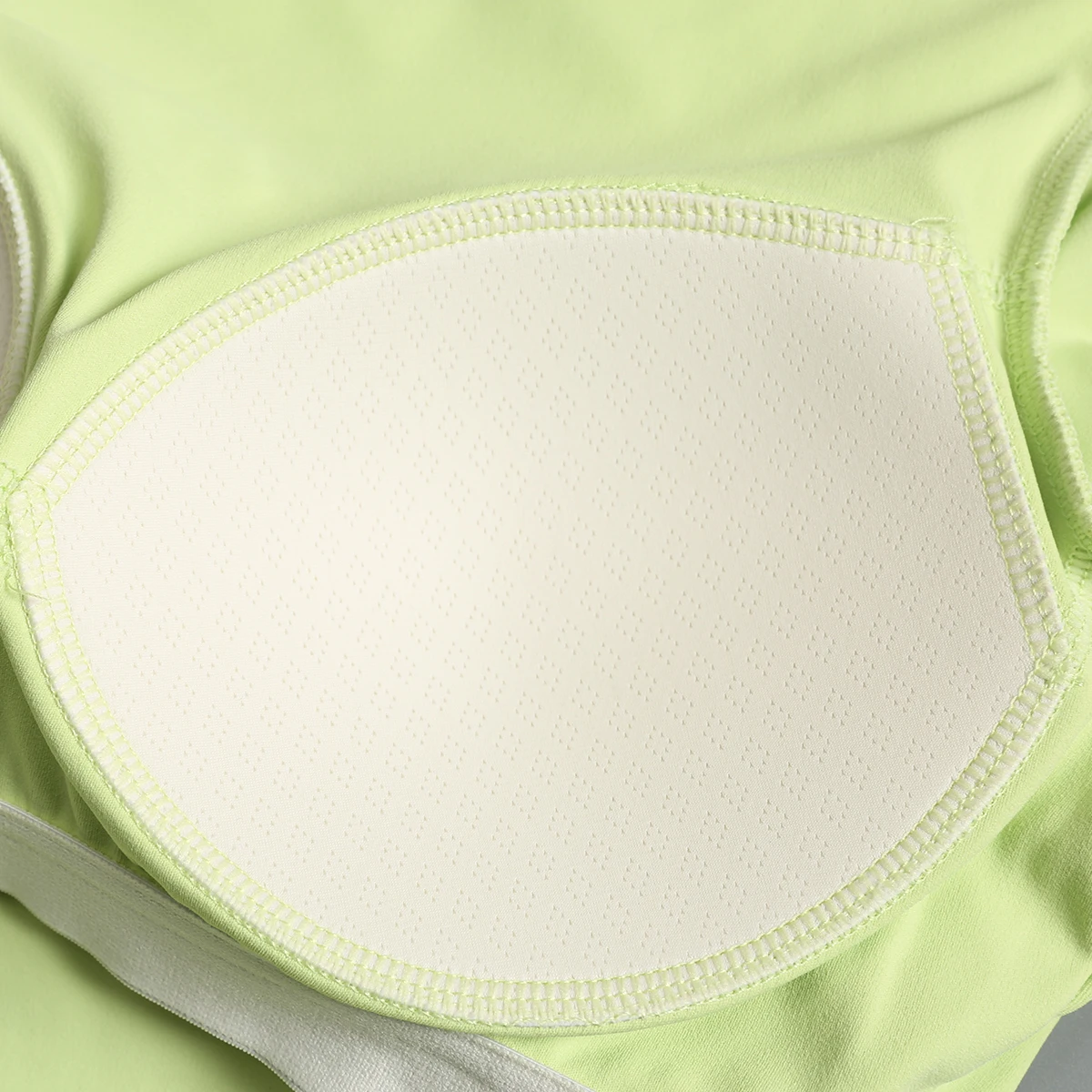 Top de yoga para mulheres, roupas fitness slim fit com almofada no peito, mangas curtas, sexy, ombros inclinados, corrida, esportes, secagem rápida