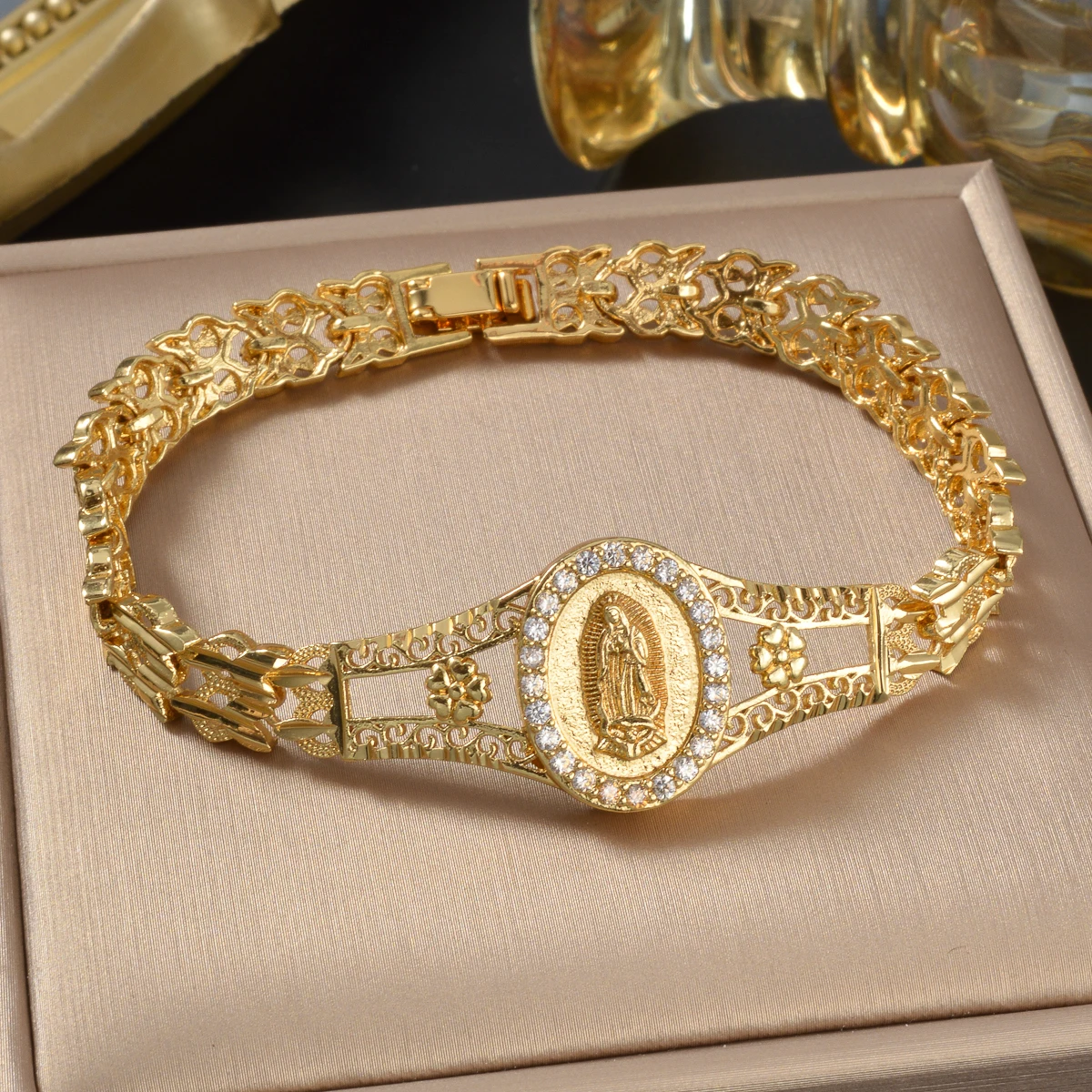 Vergoldetes religiöses Armband für Damen, mit Kristall-Herz und Porträt der Jungfrau Maria, Kettengliederarmband, Retro-Statement-Armband, Schmuck – Detail 11
