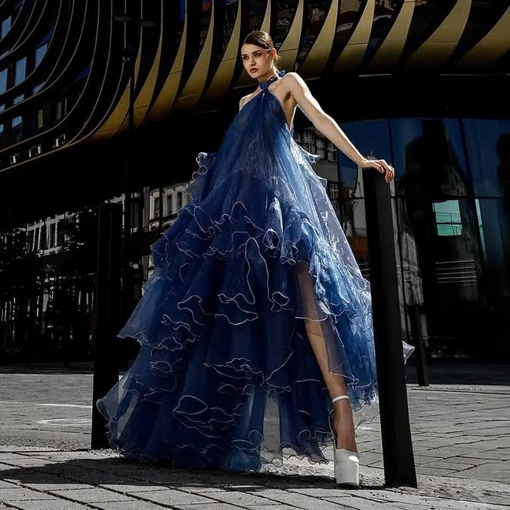 Vestido de baile azul em camadas atraente 2025, vestidos de festa da moda, halter, em camadas, organza chique, vestido de aniversário, sessão de fotos