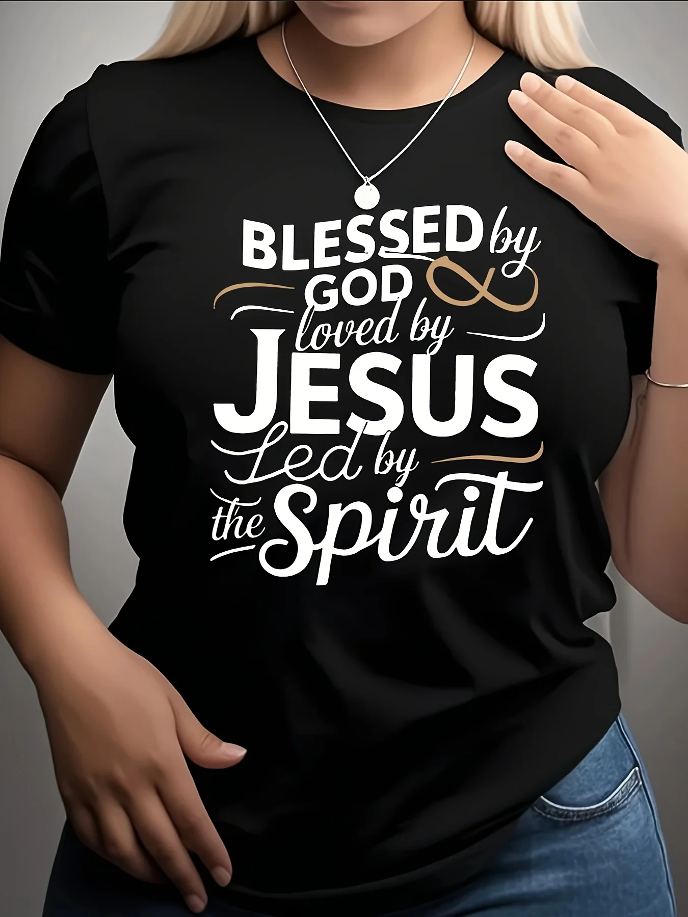 

Модная женская одежда большого размера, футболка с короткими рукавами и буквенным принтом «Jesus Bless», повседневный спортивный топ