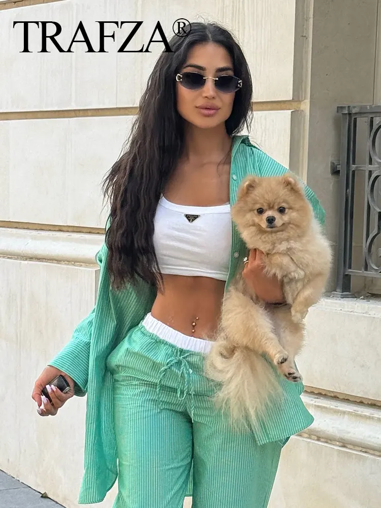 

TRAFZA Female Streetwear Loose Shirts Green Turn-Down Collar Long Sleeves Pocket Single Breasted Summer Blouse Woman 2024 Trendy