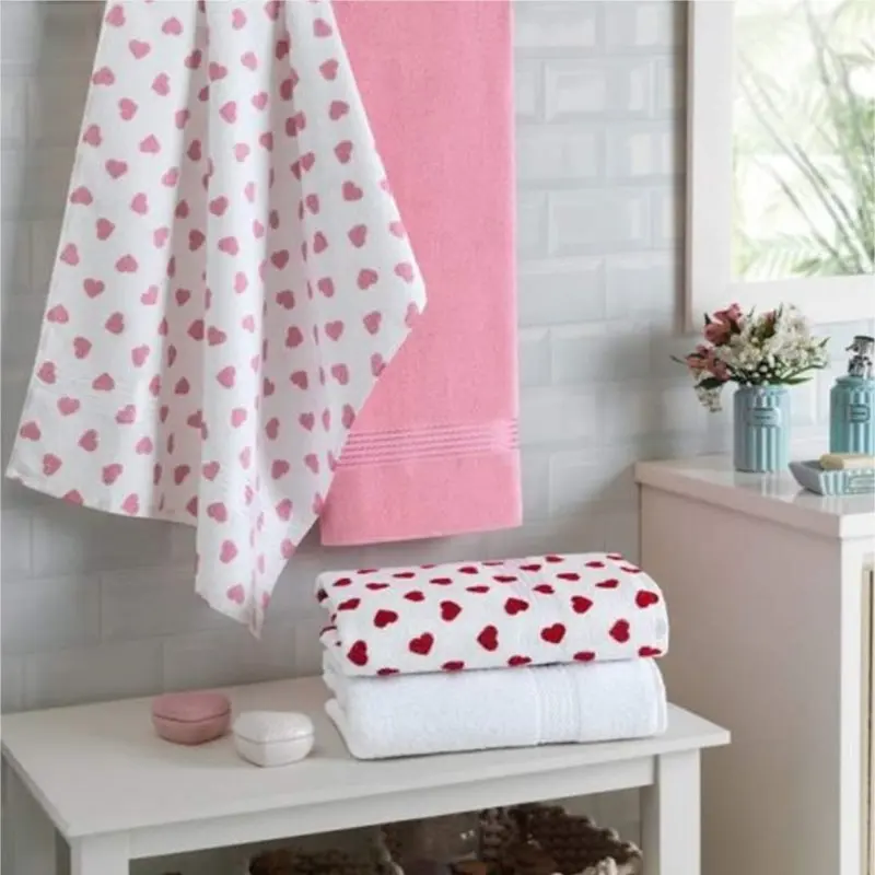 Döhler Printed Happy Face Towel 400 g/m²-Taiwan White with Red