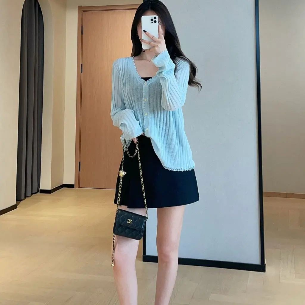 

Sweet Linen Tencel Knitted Cardigan V-neck Hollow-out Design Gentle Temperament Sunscreen Air Conditioning Blouse F080602