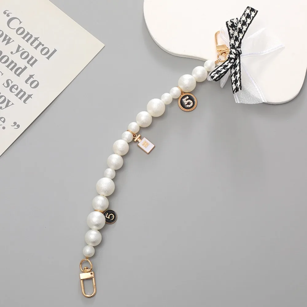 Phone Charm Mobile Phone Lanyard Beaded Short Wrist Strap Pearl Phone Pendant Double Layer Hand-held Cellphone Strap Beaded