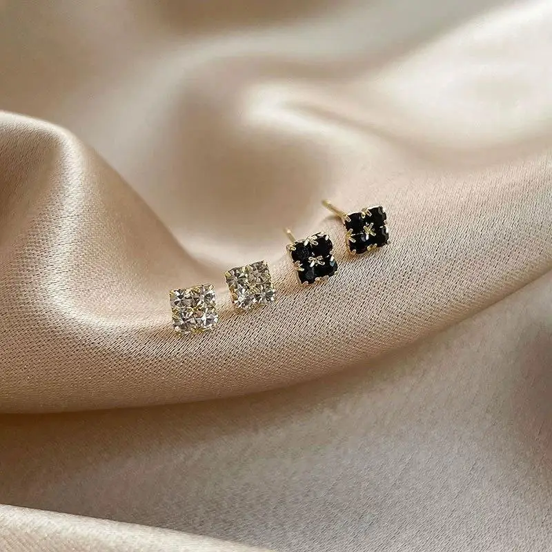 1/2 Pairs Square Cut Zirconia Mini Flower Pierced Earrings Alloy Set For Women Dating Party And Fashion Party Jewelry Gift