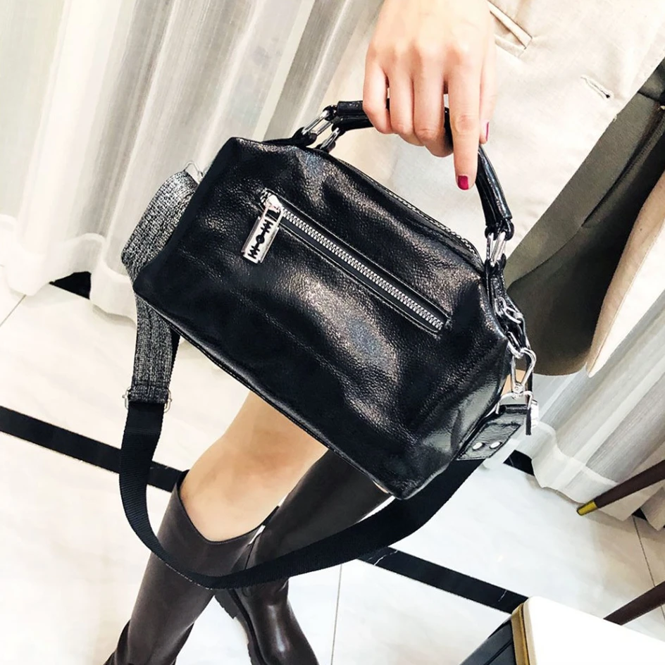 Female High Quality Vegan Leather Medium Size Short Handle Handbag Luxury Designer Stylish Korean Fashion Pouch Side Sling Bag