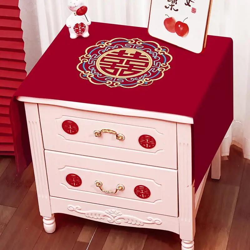 

Красная пылезащитная ткань для украшения прикроватной тумбочки на свадьбу, креативная подарочная коробка для свадебной церемонии, декор для спальни