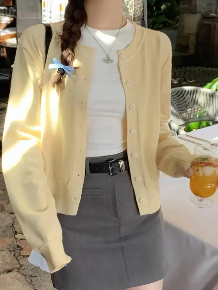 

Женский вязаный однобортный кардиган с длинным рукавом и круглым вырезом на пуговицах, весна-осень 2021, свитера