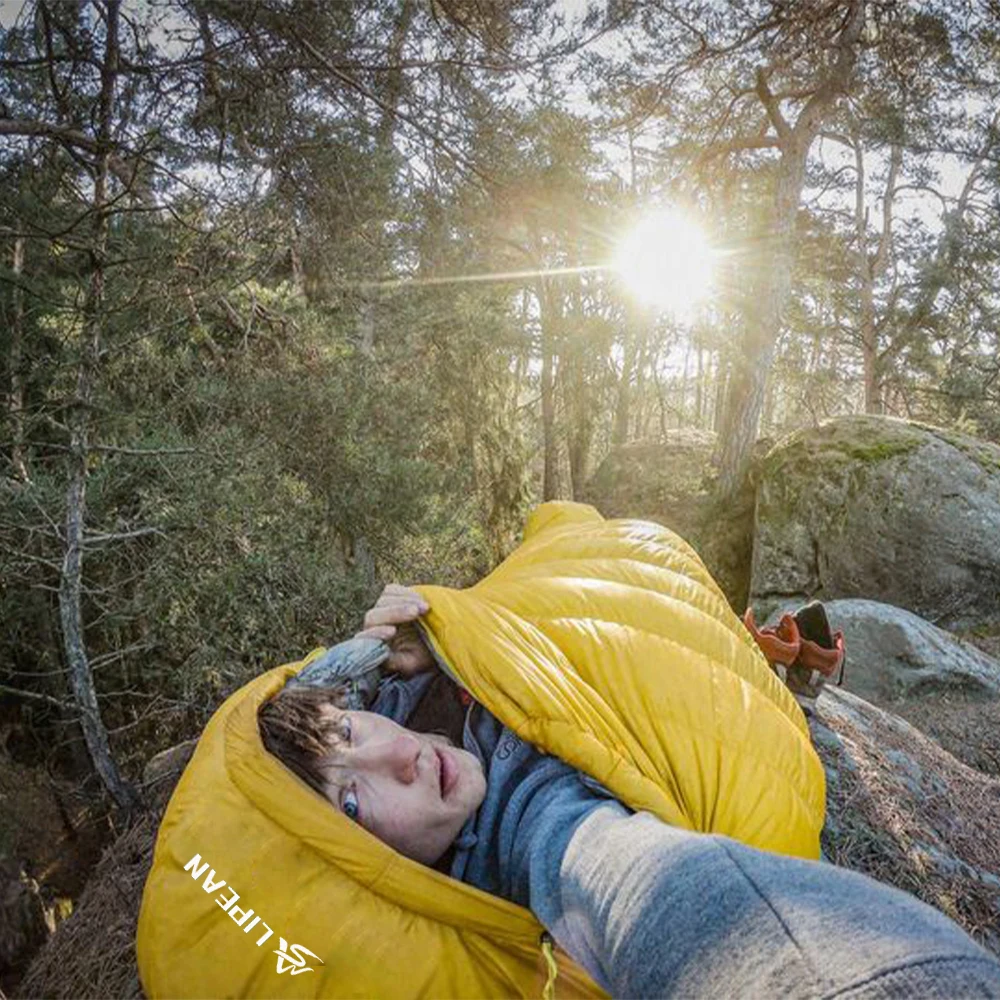 Outdoor Waterproof Ultra-light Down Sleeping Bag 4 Seasons Folding Portable Mummy Sleeping Bag for Camping