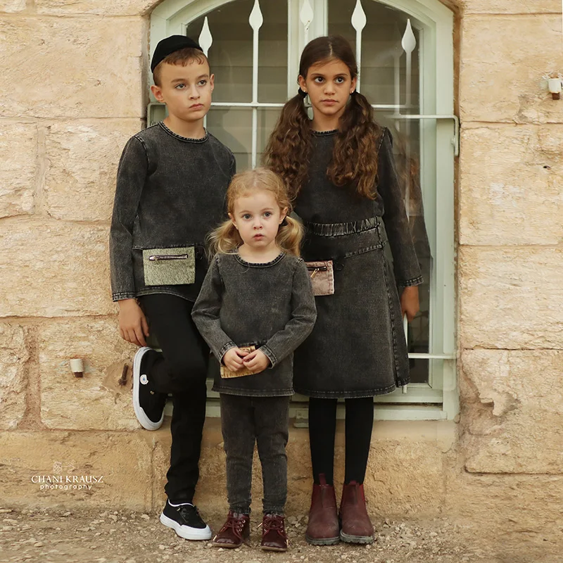 

Family sibling matching clothes black denim washing girls 2pcs set boys shirt top baby boy and girls set colorful denim pockets