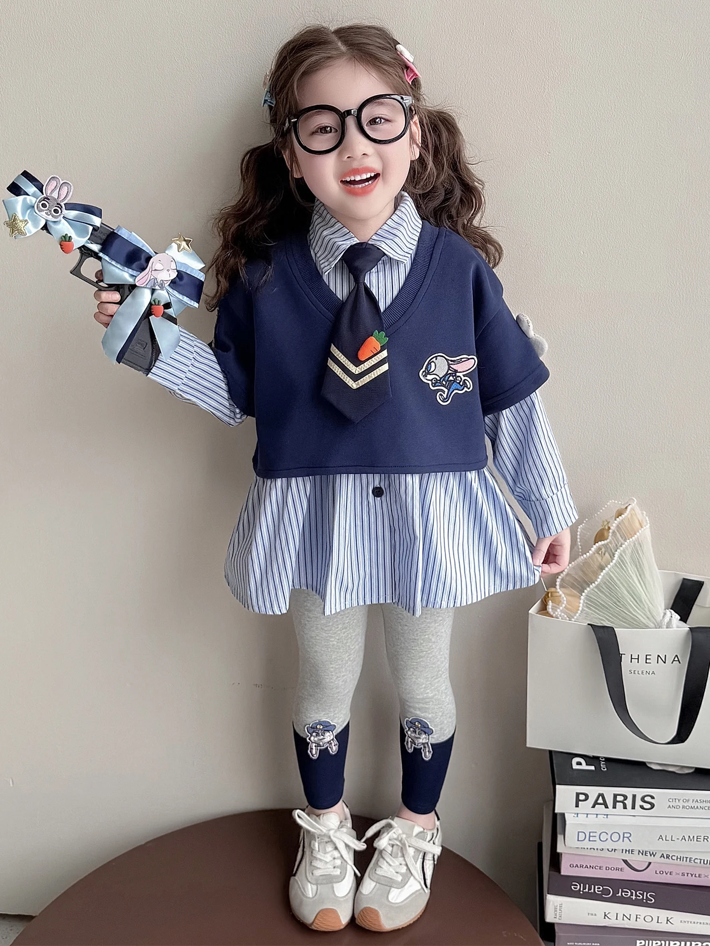 

Spring 2026 Girls Faionable Rabbit Police Officer Outfit Set with Bowtie Bot Breathable Long Sve Top Baby Girl's Tre...