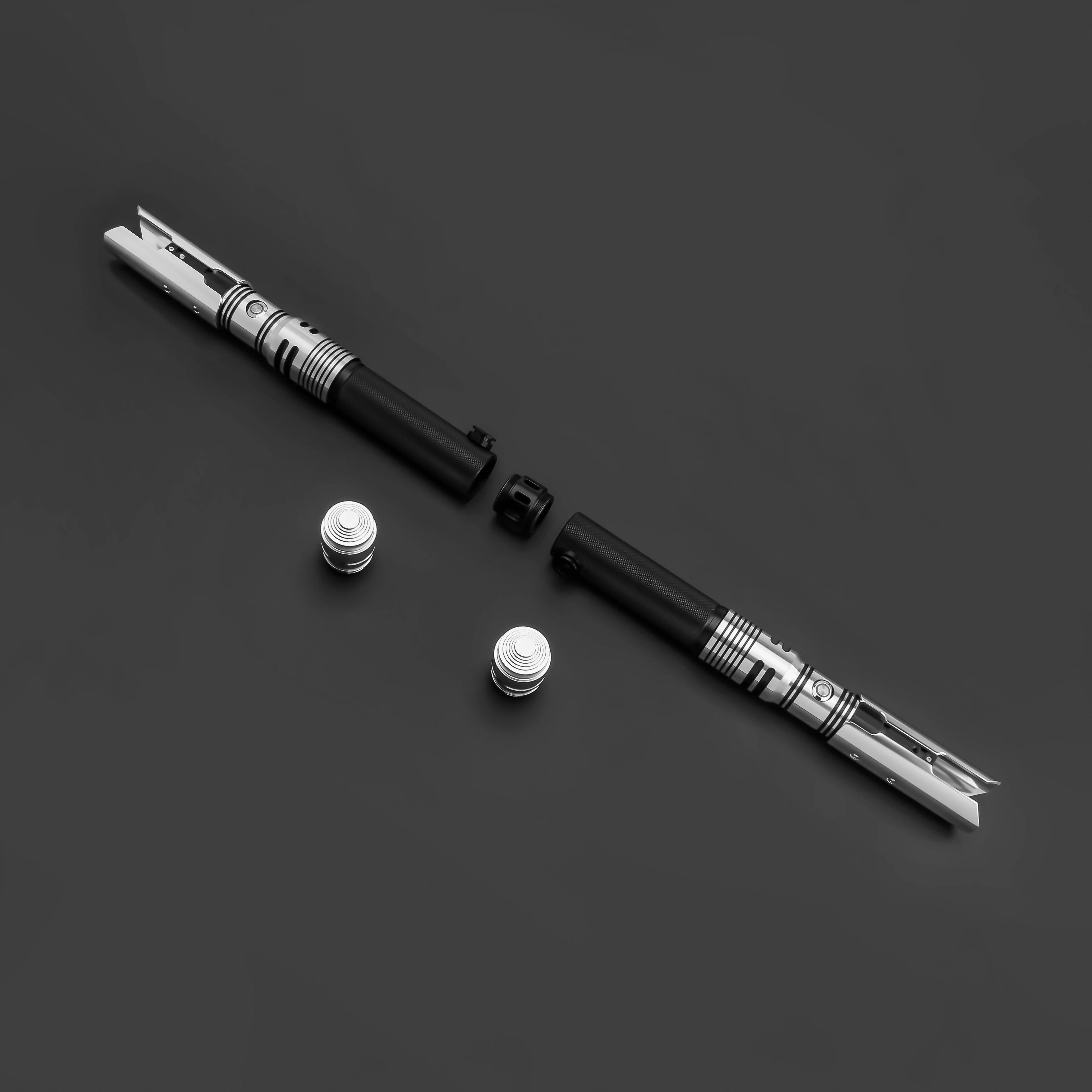 TXQSABER Lightsaber الثقيلة المبارزة LED FOC 12 اللون 16 الأصوات مقبض معدني جيدي الليزر السيف السلس سوينغ بكسل تأثيري اللعب