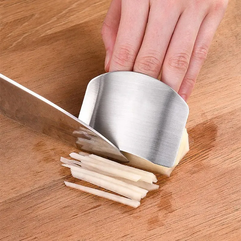 Sturdy Stainless Steel Adjustable Finger Guard Anti Cut Slicing Protection Universal Fit Kitchen Safety Tool