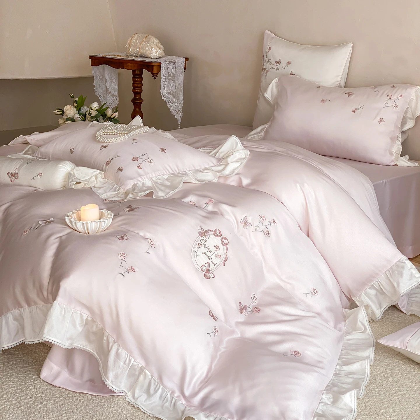 Elegant Pink Lyocell Bedding Set, Floral Embroidery Ruffle Lace Duvet Cover Set, Soft Pillowcases & Bed Sheet/Fitted Sheet 4Pcs