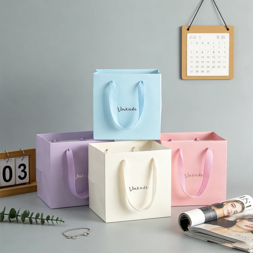 

Новые подарочные пакеты, 24 шт./лот, персонализированные подарочные пакеты для упаковки подарков на День матери, бумажные пакеты с цветочным принтом, бумажные пакеты для подарков на день рождения, подарочные пакеты премиум-класса