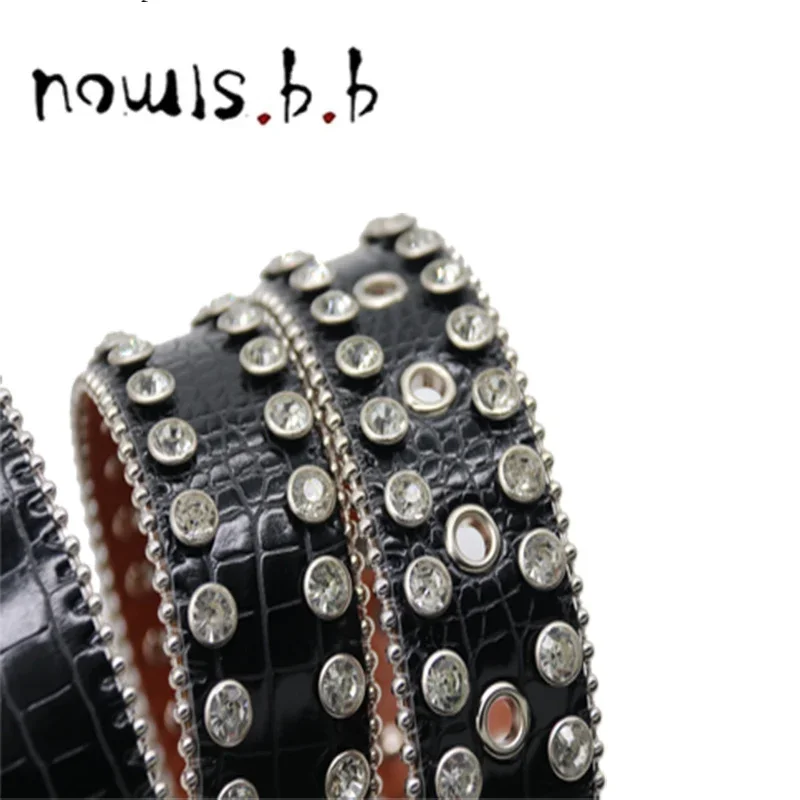 New Crown Rhinestone, Diamond Punk Fashion Belt, Uniiseks Desain Serbaguna, wysokiej klasy klasyczna klamra ze stopu