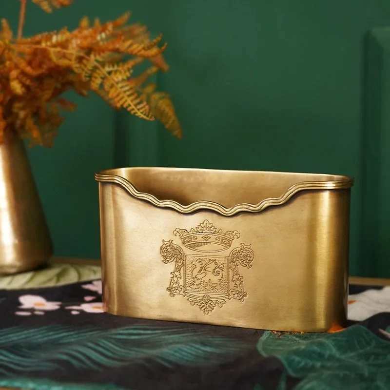 European-style American-style imported brass tissue box, napkin rack, luxury living room coffee table desktop storage box, remot