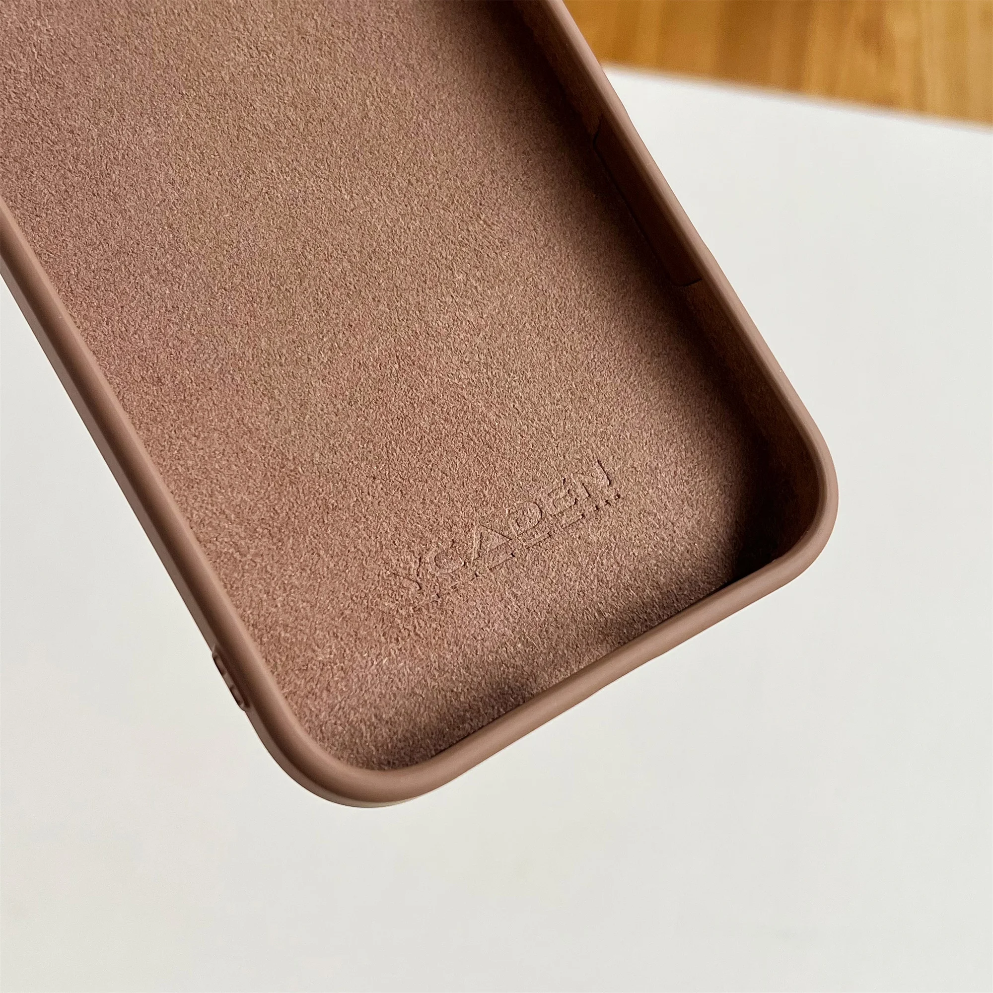 غطاء أصلي فاخر من السيليكون السائل لهاتف آيفون 17 16 17 16 برو ماكس 17 إير 16 بلس حافظة من البولي يوريثان حافظة ناعمة مضادة للصدمات