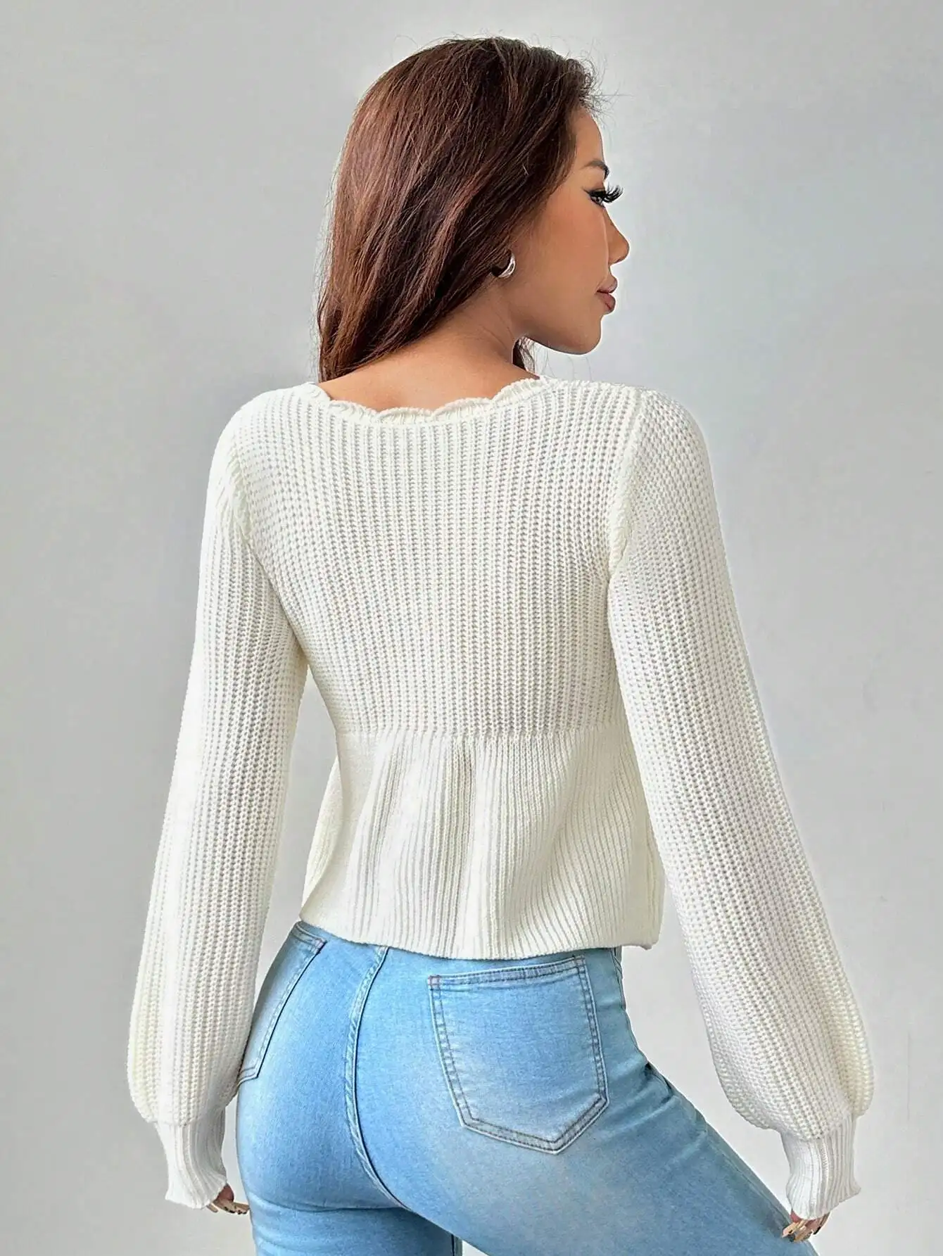 بلوفر نسائي كبير برقبة على شكل حرف V من الصوف المحبوك بخصر عالٍ على شكل حرف A لمقاس كاجوال مريح