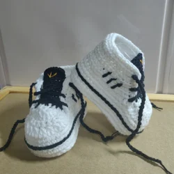 Scarpe da bambino all'uncinetto fatte a mano in lana all'uncinetto stivaletti da ginnastica pantofole