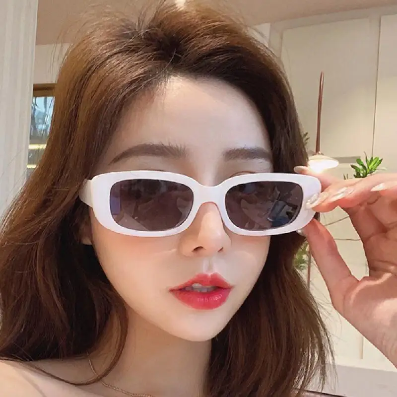 2023 New Fashion Summer Vintage Small Square Frame Sunglasses For Women Retro Punk Rectangle Sun Glasses Eyewear Shades