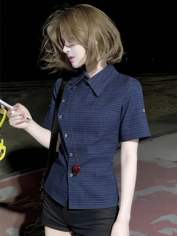 

Early Autumn Plaid Short Sleeve Women's Shirt Loose Fit Overhead Design Sweet Cool Versatile Retro Style Button up Neck