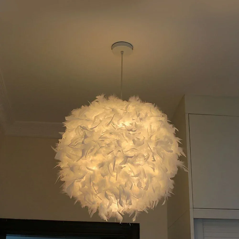 

Modern Feather Pendant Lamp E27 Fairy Hanging Goose Chandelier for Bedroom Dining Room Loft Ceiling Light Holder