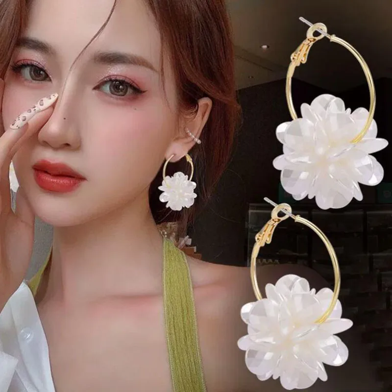 Pendientes de aro con colgante de flor de perla de imitación para mujer, aretes Kpop, joyería de fiesta, accesorios Y2K, Bisutería