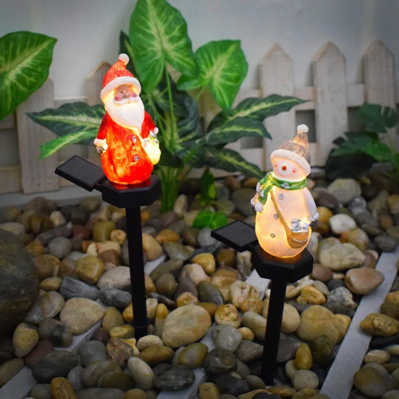 

4Pcs New Garden Solar Christmas Snowman Outdoor Lights Resin Santa Claus ED Courtyard Lawn Villa Landscape Park Decorative Lamps