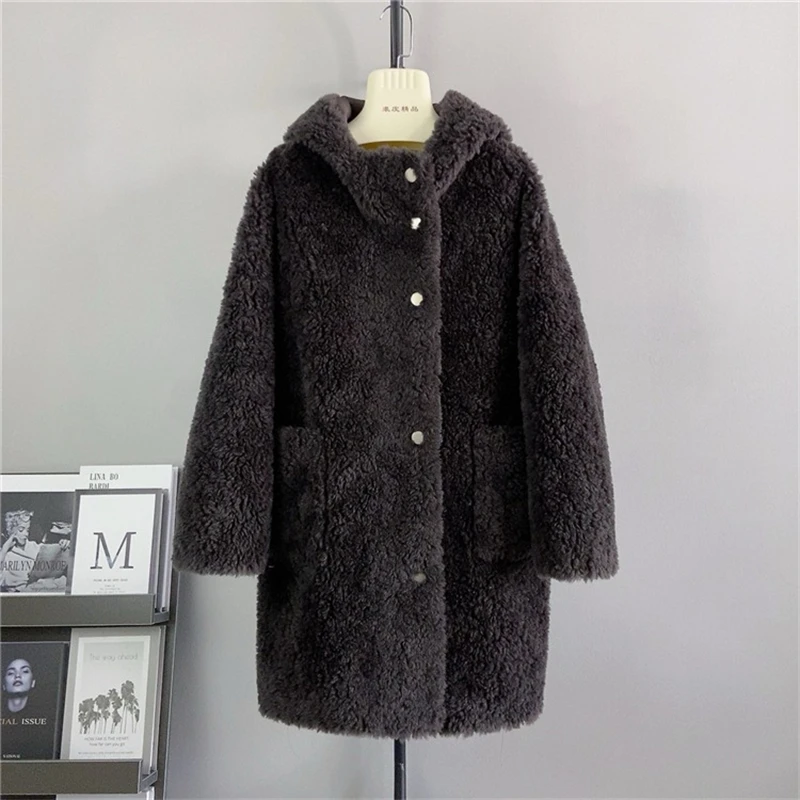 PT427 Fall and Winter New Covered Buttons Sheep Shearling Fur Jacket Female Hooded  Loose Thickened Warm Coat