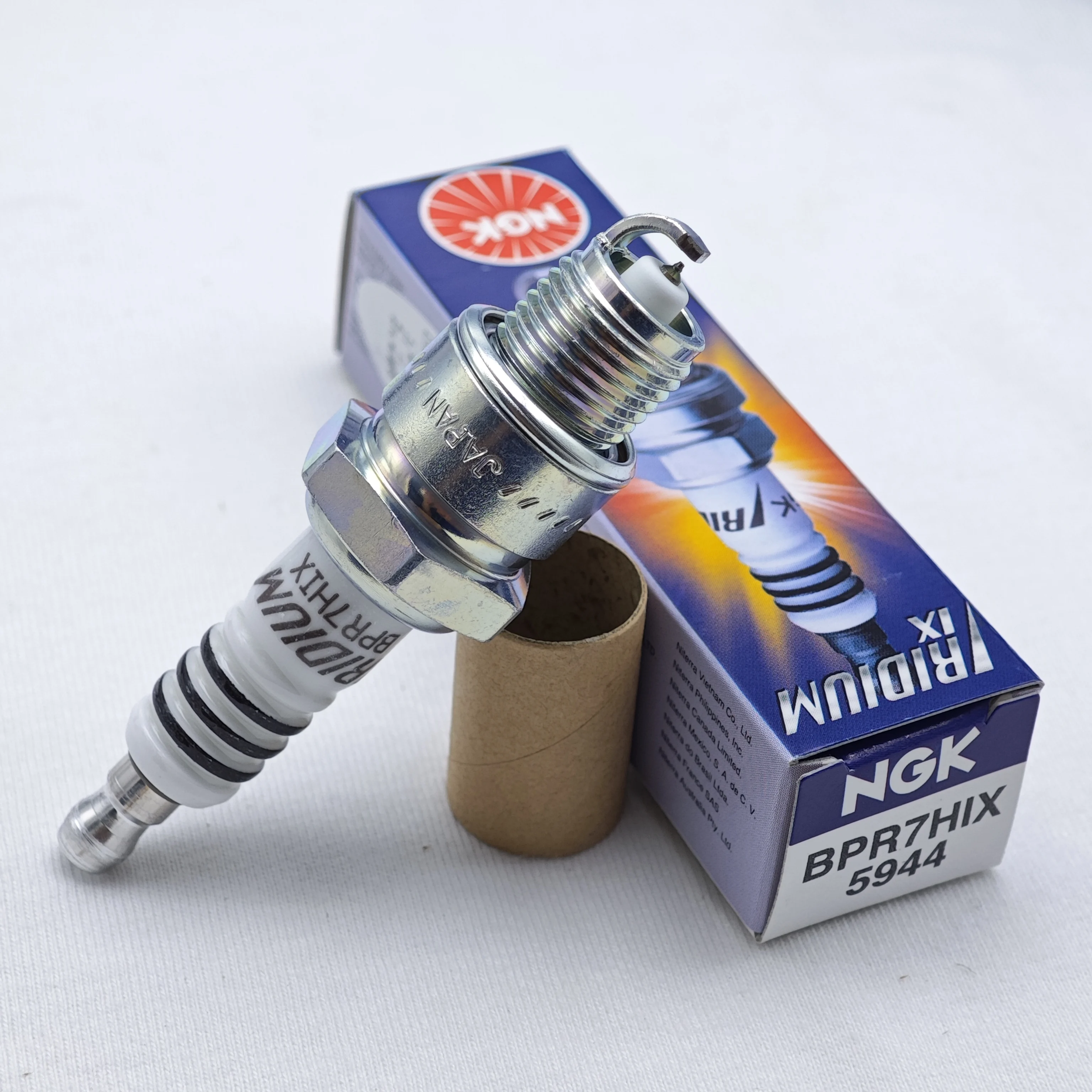 1pcs Original NGK Iridium Spark Plug BPR7HIX 5944 Upgrade BP7HS Suitable For YAMAHA CY50 JOG etc