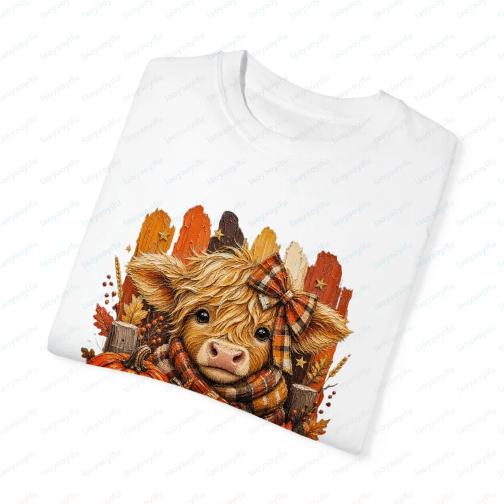 Cute Highland Cow With Pumpkin And Autumn Leaves Fall Season Unisex Cotton T-Shirt Casual Funny Animal Graphic Tee Top