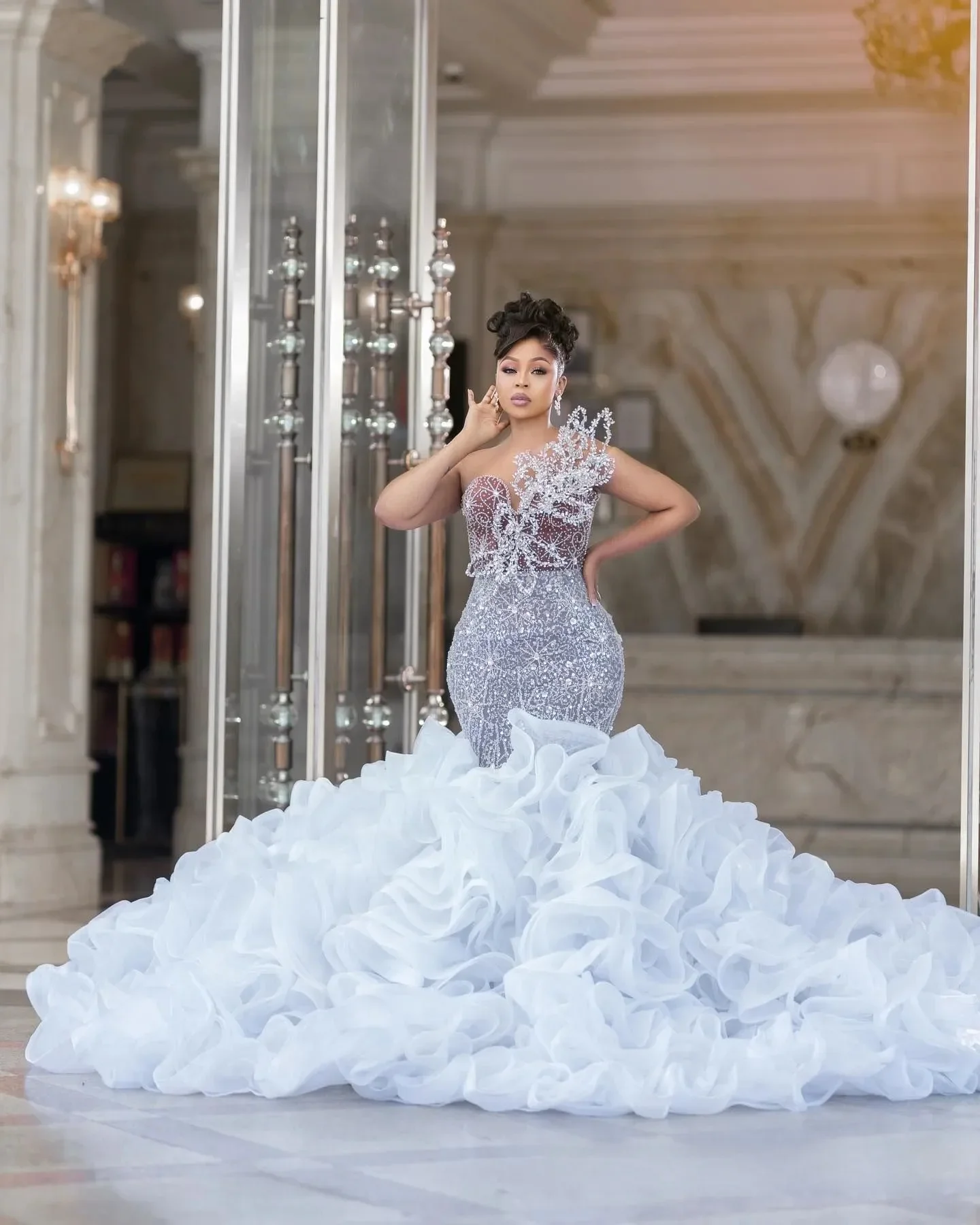 

Customized Plus Size Wedding Dress Bridal Gowns For Bride Detachable Train Mermaid Sweetheart Appliqued Beaded Lace Illusion