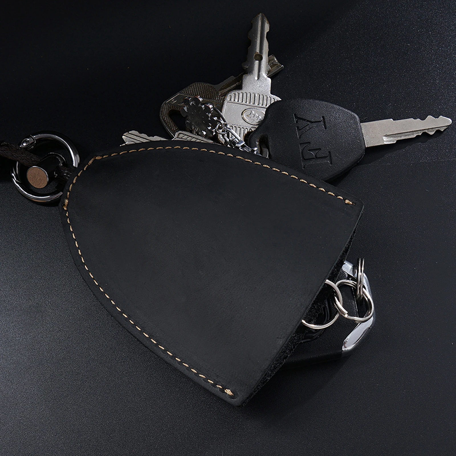 Genuine Leather Car Key Holder Case with Key Ring, Handmade Leather Keys Protective Cover Key Chain Holder Key Fob for Women Men