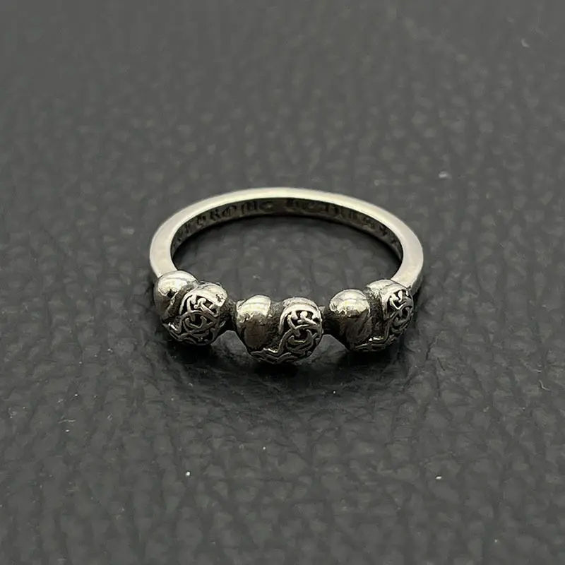 

S925 sterling silver retro small peach heart ring, European and American niche hip-hop love ring, domineering classic