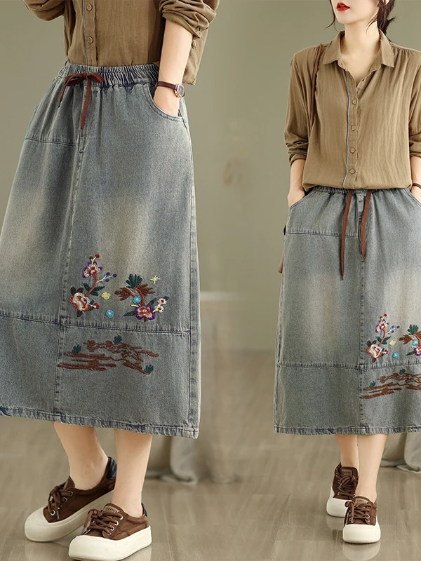 

Ретро-этническая джинсовая юбка с вышивкой и завязками, А-силуэт, пэчворк, свободный крой, стройнящая, с высокой талией, из смесового хлопка и полиэстера