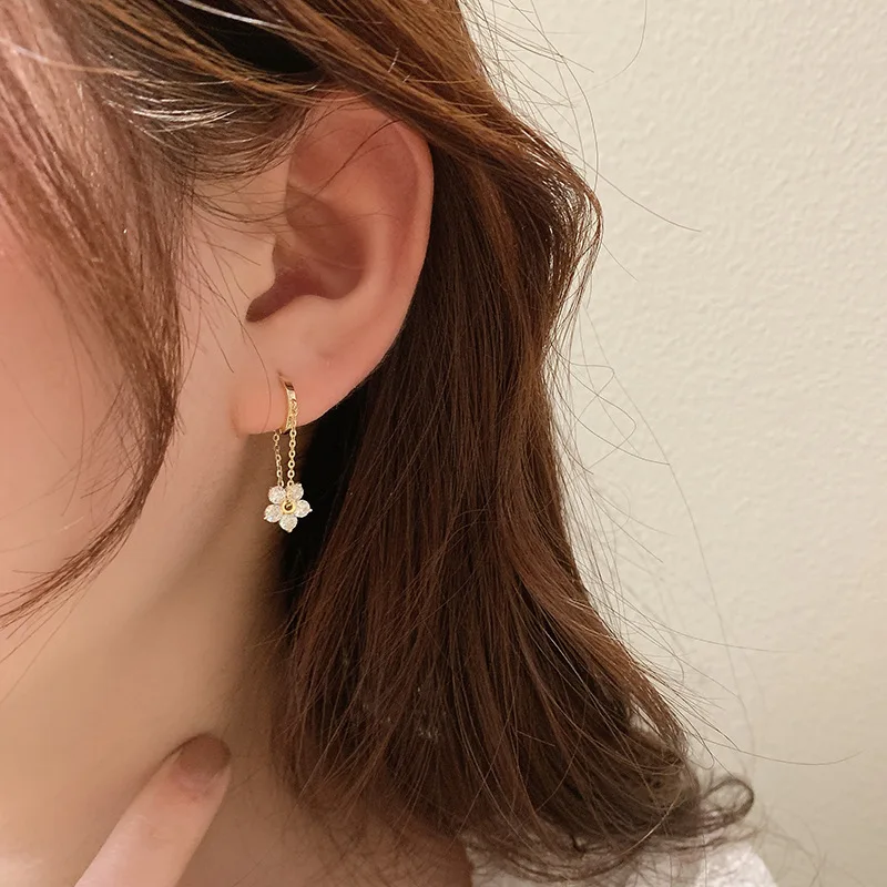 ANENJERY orecchini a cerchio con nappe a catena con fiore in zircone Color argento per le donne gioielli quotidiani fatti a mano delicati