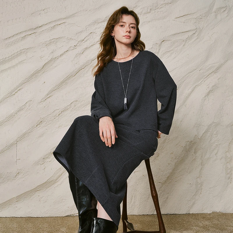 TOYOUTH Women Fleece Casual Set 2026 Winter New Loose Crew Neck Sweatshirt Straight Slit Midi Skirt Two Piece Outfit