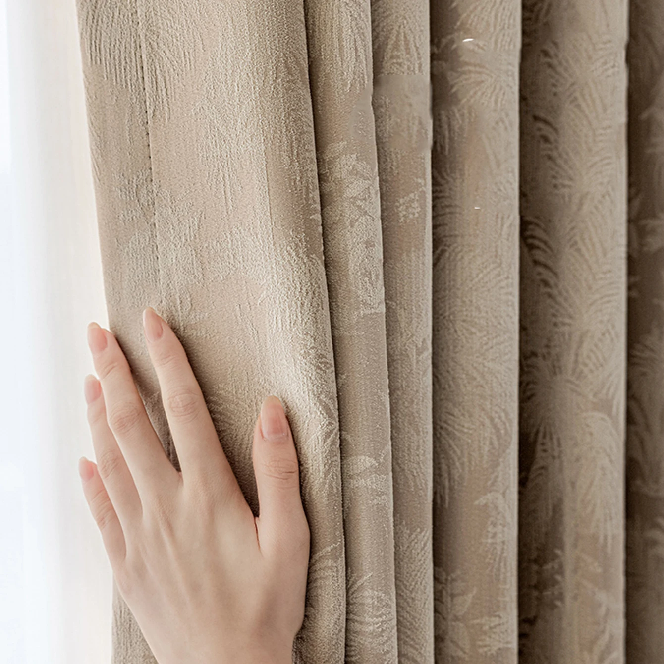 

Soft Color Jacquard Brown Blackout Curtains, Thermal Insulation Noise Reduction Drapes For Luxury Living Room,Window Curtains